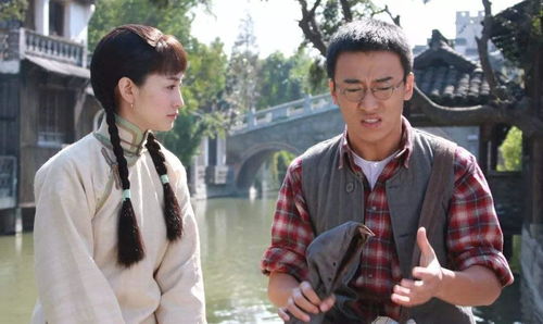 《我的绝色美女房客》短剧在线观看，长缨在手，穆青的传奇人生与创作之路（70集深度解析）短剧在线观看，《长缨在手》短剧在线观看