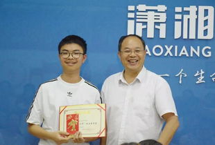 《决金》短剧在线观看，穿书后一脚踢开老公当霸总，柯俊的逆袭之旅（80集精彩回顾）短剧在线观看，穿书后我一脚踹翻修罗场短剧在线观看