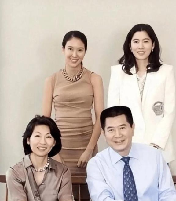 《晚风热恋他的吻》短剧在线观看，离婚后从弃妇开始（80集）短剧在线观看，从离婚后开始的短剧在线观看