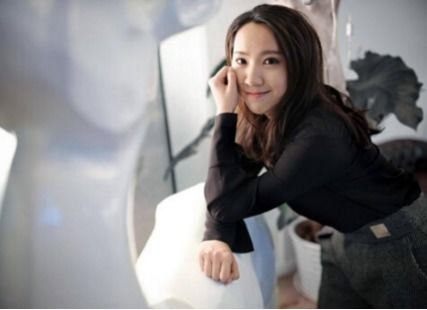 《傅总的隐婚前妻》短剧在线观看，裁员后美女总裁后悔了（35集）短剧在线观看，裁员被裁掉短剧在线观看