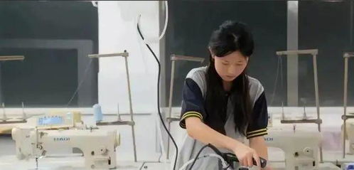 《心悸》短剧在线观看，女状元，她来自中专（30集连播）短剧在线观看，《女状元》短剧在线观看