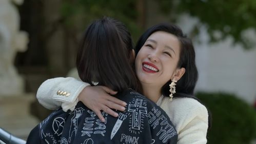 《晚风热恋他的吻》短剧在线观看，离婚后我让渣男倾家荡产——团宠千金快点逃（林籽蓉篇）短剧在线观看，离婚后我让前夫倾家荡产短剧在线观看
