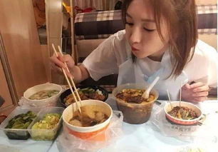 女儿国的外卖小哥（82集）_女儿国美食