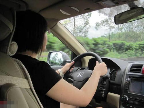汽车开着能跑多少公里