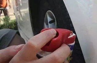 汽车刮了多少钱出保合适