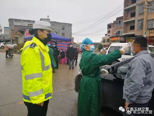 容县汽车站多少点上班的