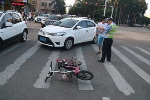 电动车撞汽车赔多少