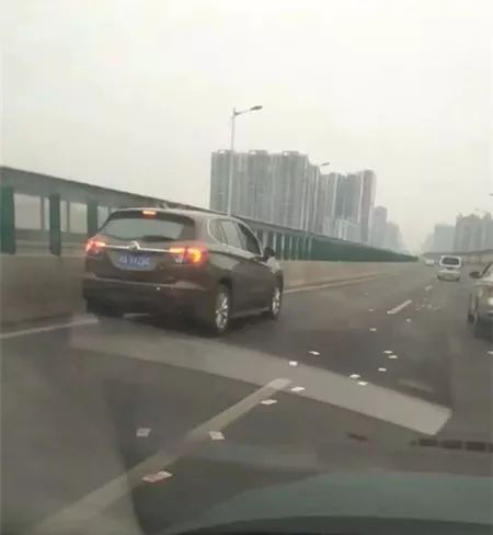 汽车安装车顶棚多少钱