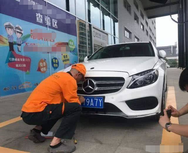 汽车多少钱可以落地上牌