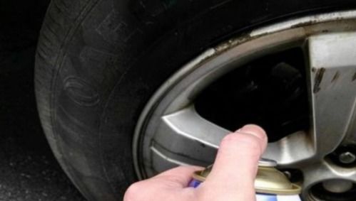 汽车轮眉内衬清洗多少钱