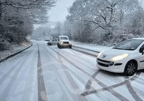 冰雪路面汽车跑多少码
