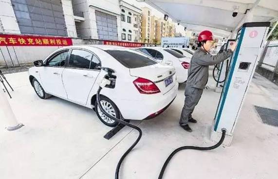 老式汽车充电桩重量多少