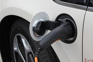汽车2挡加油可以跑多少