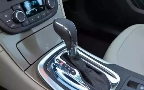 汽车3档多少转最好开