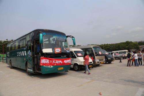 汽车每小时约行使多少米
