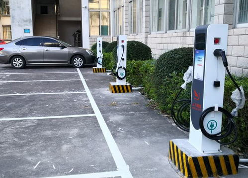 商业汽车充电桩距离多少
