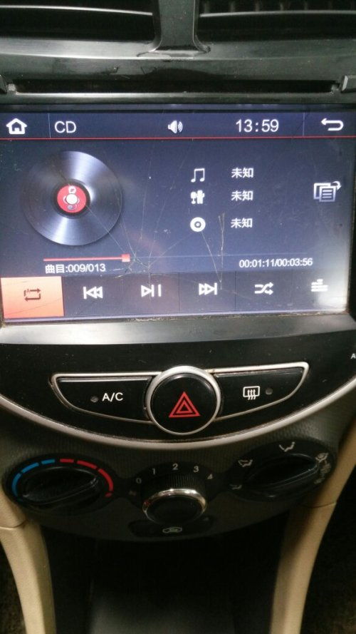更换汽车导航屏多少钱