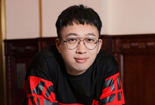 于正回应在二手平台上招素人演员(于正回应在二手平台上招素人演员，探索新途径还是引发争议？