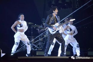 王力宏演唱会上演真假力宏合唱(王力宏演唱会上演真假力宏合唱—一场音乐与情感的奇妙交融)