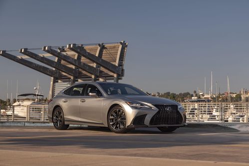 雷克萨斯ls500,雷克萨斯ls500h新款2023
