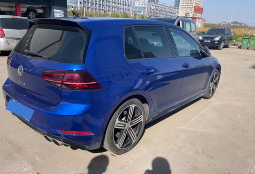 女生买polo还是高尔夫,女生买polo还是高尔夫 视频